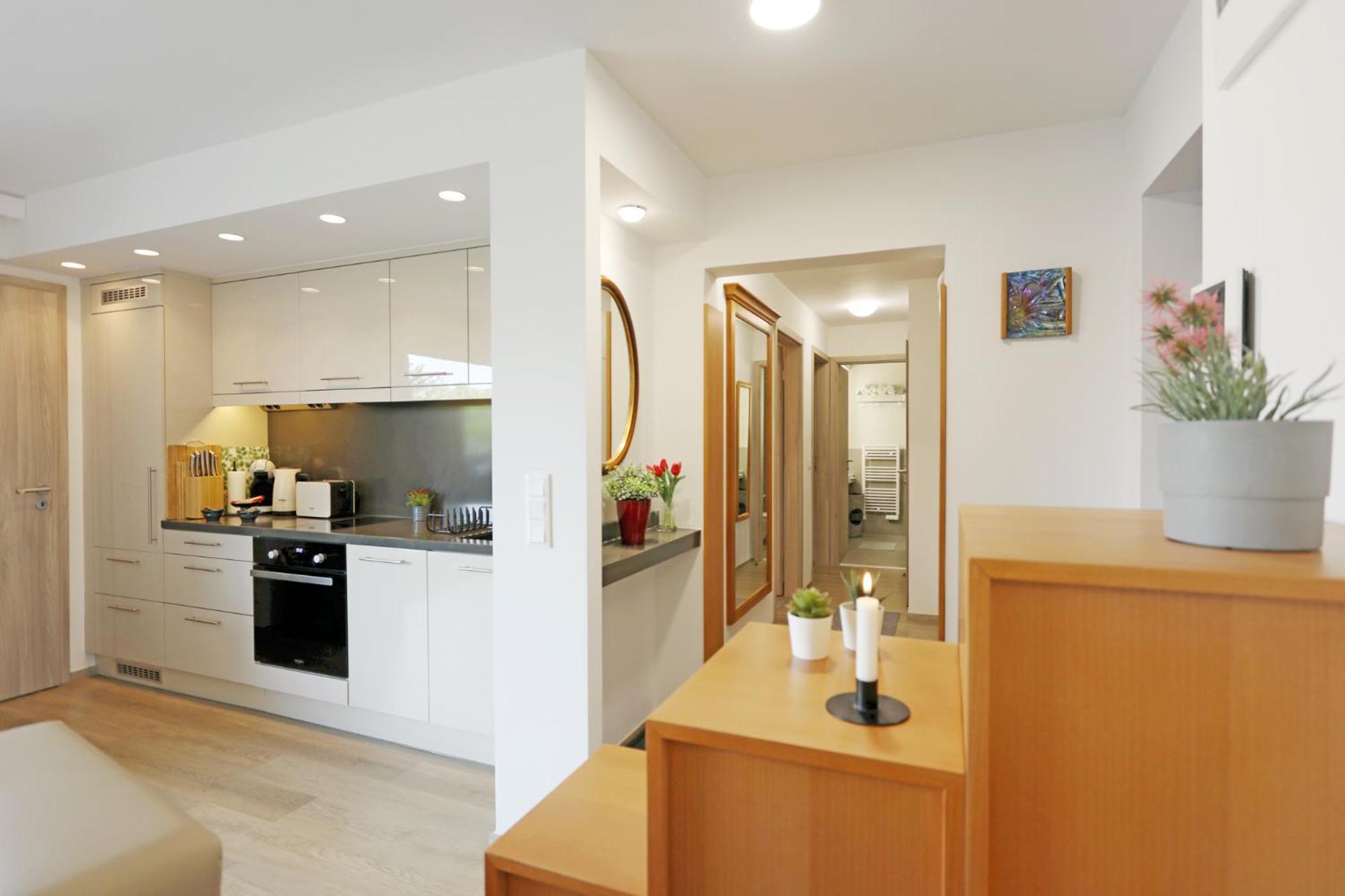 Atrium Apartman Heviz Mit Panoramaterrasse Und Tiefgarage Eksteriør billede