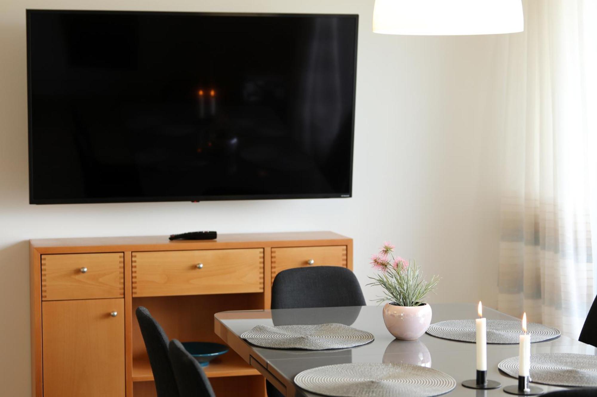 Atrium Apartman Heviz Mit Panoramaterrasse Und Tiefgarage Eksteriør billede