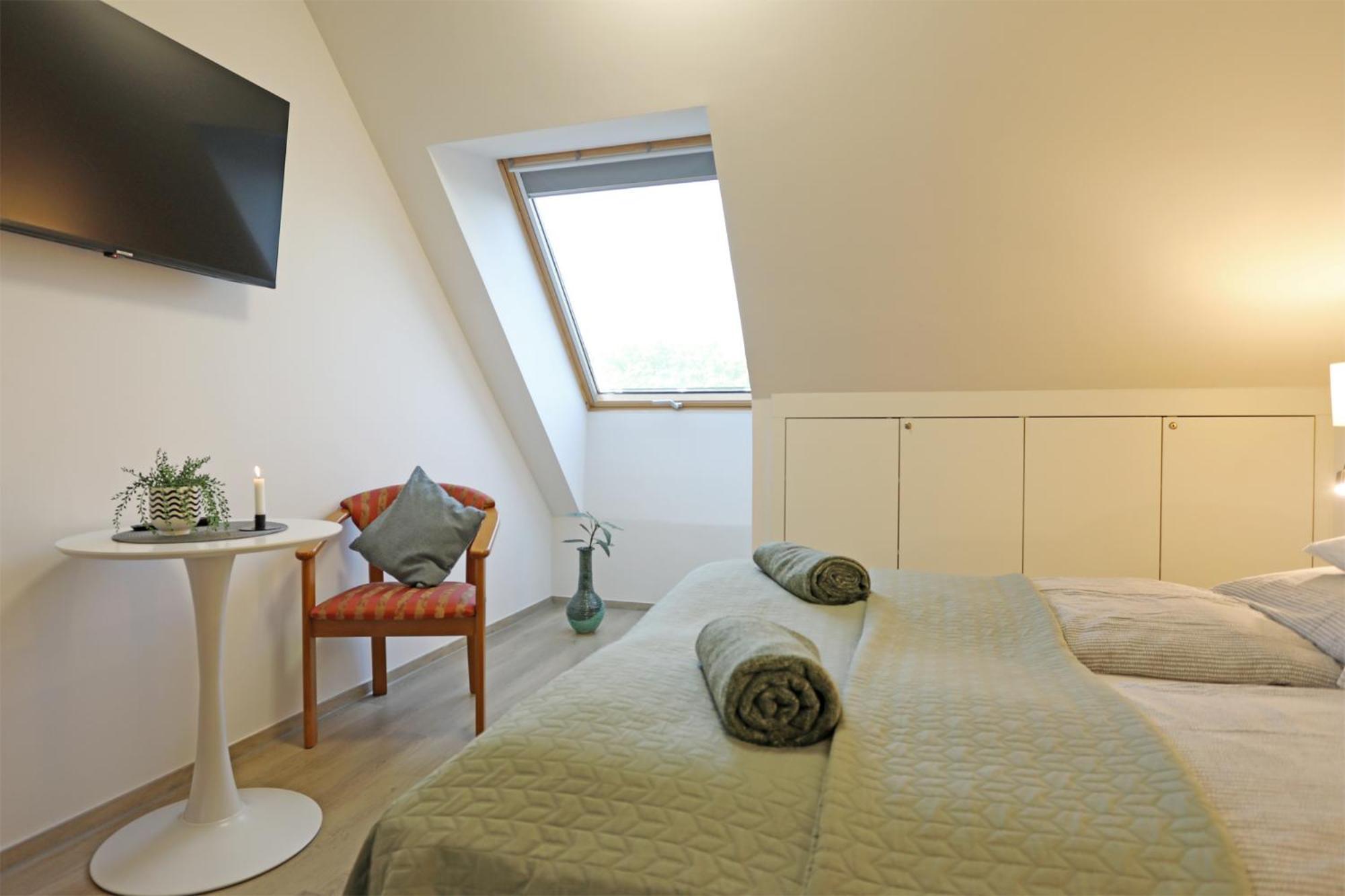 Atrium Apartman Heviz Mit Panoramaterrasse Und Tiefgarage Eksteriør billede