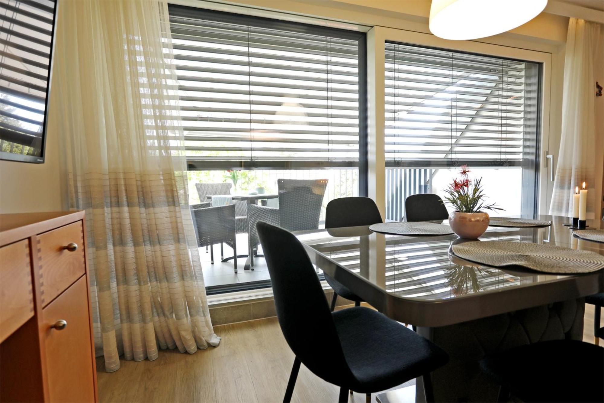 Atrium Apartman Heviz Mit Panoramaterrasse Und Tiefgarage Eksteriør billede