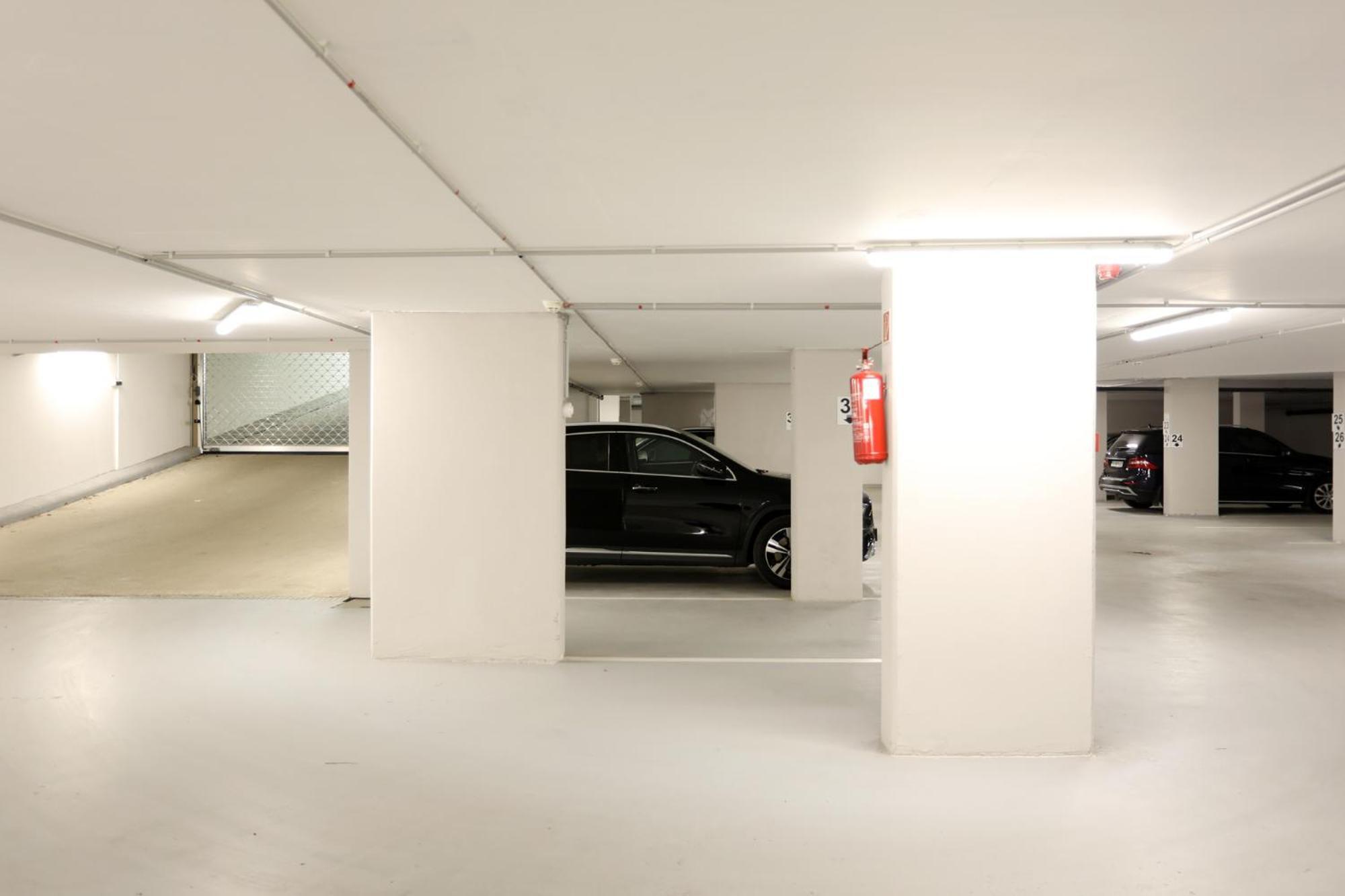 Atrium Apartman Heviz Mit Panoramaterrasse Und Tiefgarage Eksteriør billede